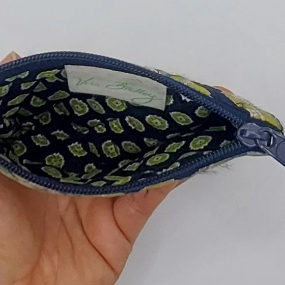 Vera Bradley Retired 2007-2008 Quilted Cambridge Design Single Pouch Coin Wallet - Picture 3 of 10
